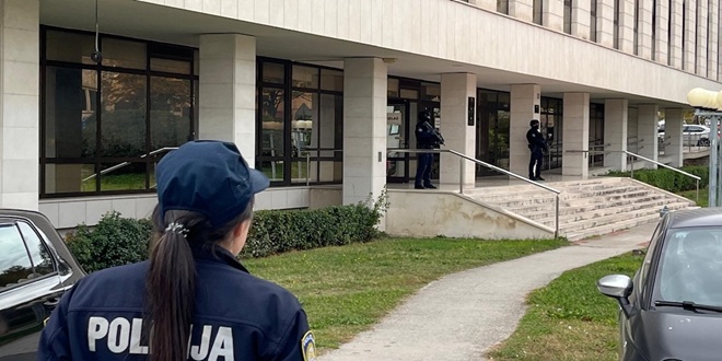 Policija se oglasila o dojavi o bombi na splitskom sudu