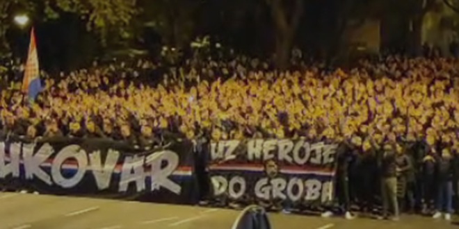 VIDEO Pogledajte trenutak kada je kolona stala na križanju Vukovarske i Dubrovačke ulice te zagrmjela!