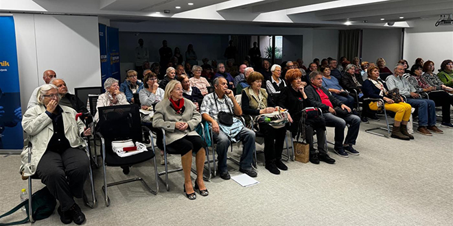 e-Umirovljenik: 'Nisam vjerovala da ću ovo moći, a sad jedva čekam učiti'