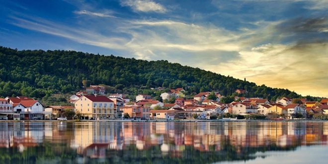 Općina Bilice dijeli božićnice