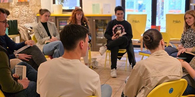 U Zoni naučite upravljati vremenom i pridružite se druženjima i sajmu