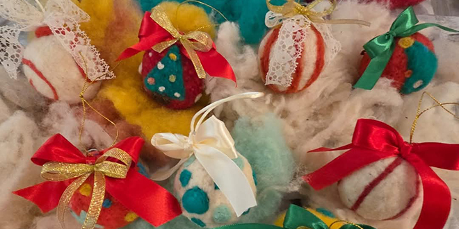 WOOL IS COOL Krenule radionice filcanja božićnih ukrasa od vune na otoku Pagu