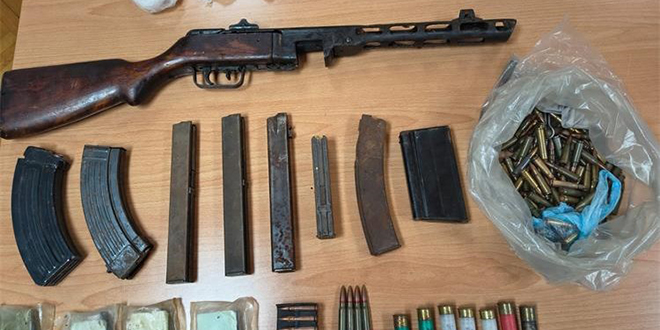 U Donjem Vinovu policija mu je pronašla 'Thompson', kokain i marihuanu