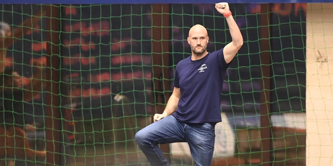 Jadran uvjerljiv protiv domaćina, za trofej će igrati protiv Mladosti