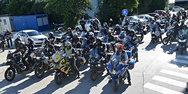 FOTOGALERIJA Željan Rakela krenuo na jednogodišnju humanitarnu vožnju od 120.000 km