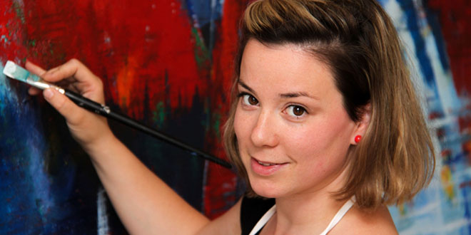 ONLINE IZLOŽBA: TEA MORIĆ ŠITUM 'Svaki nanos boje doprinosi dubljem razumijevanju sebe'