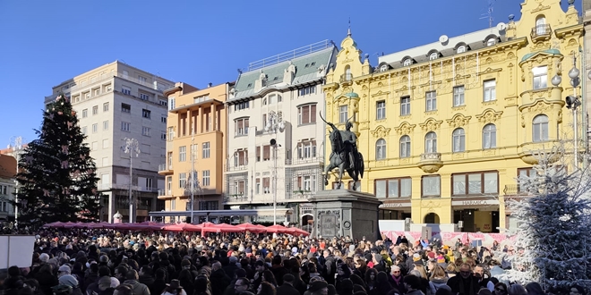 Olja Savičević Ivančević: 'Odbijamo biti taoci onih kojima odgovara da rat nikada ne završi'