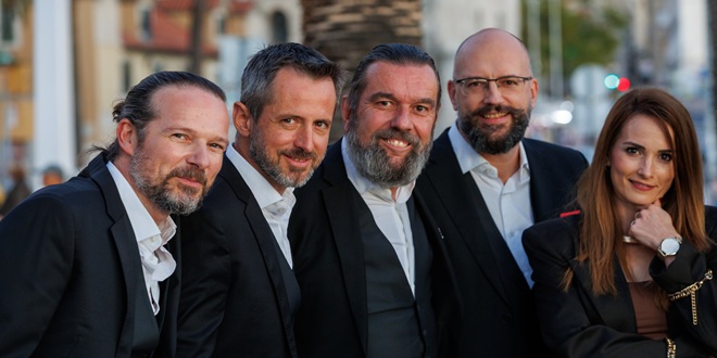 Klapa Šufit pjeva i brije se na humanitarnom božićnom koncertu! 