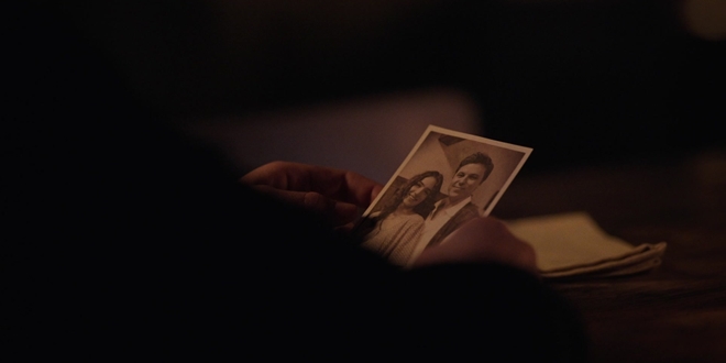 DIVLJE PČELE Tko je prelijepa žena s Ivičine fotografije?