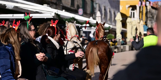 Advent u Sinju dobio digitalno središte: Sve o ovogodišnjim događanjima doznajte na webu i Instagramu