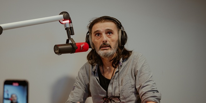 Nakon sedam godina čekanja, Bare i Majke premijerno pustili novu pjesmu