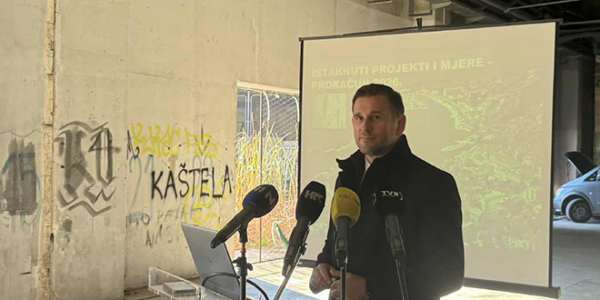 Šuta komentirao hotel Zagreb, prozvao i bivšu vlast da zloupotrebljava javni prostor zbog taštine