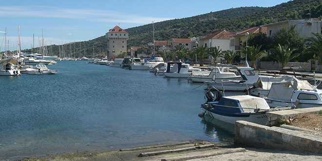 Presedan u Općini Marina: Načelnik i vladajući glasali protiv vlastitog proračuna, usvojila ga oporba