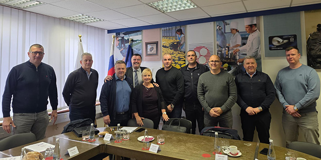 Održan sastanak predstavnika taksi prijevoznika iz Hrvatske i Slovenije