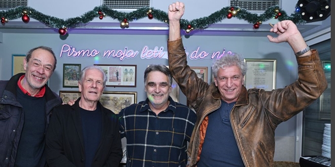 FOTOGALERIJA Održan božićni domjenak HGU Split u Music Baru Versi