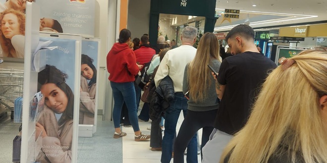 U podne je započela prodaja ulaznica za Thompsonov koncert u Splitu