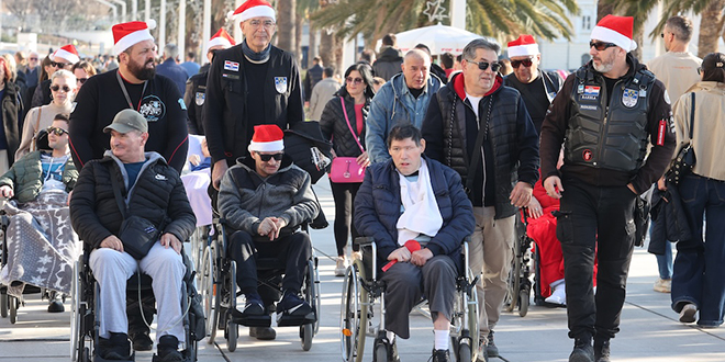 FOTOGALERIJA Članovi MK BMW Dalmacija u šetnju odveli osobe s invaliditetom