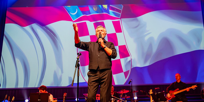 FOTOGALERIJA Miroslav Škoro koncertom u Lisinskom proslavio 40 godina karijere, provjerite kako je bilo