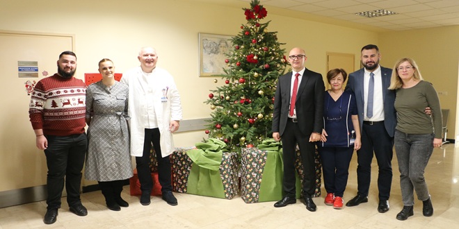 Studenti Fakulteta zdravstvenih znanosti darivali pacijente Klinike za psihijatriju KBC-a Split