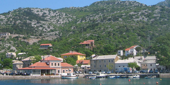 Povodom 1100. obljetnice Hrvatskoga Kraljevstva otkriva se spomen-ploča u Svetom Jurju