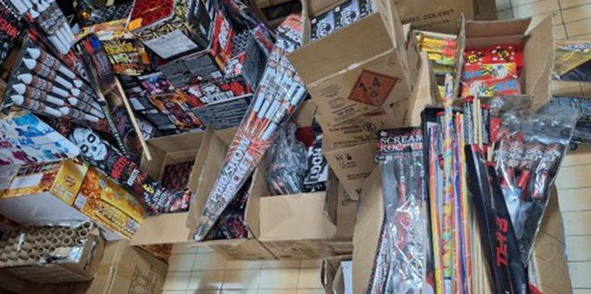 VIDEO: Zagrebačka policija pronašla tonu pirotehnike u skladištu na Trešnjevci 