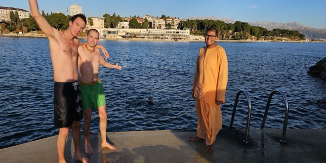 FOTO/VIDEO Misionari stigli iz Mađarske te se odlučili okupati u Splitu