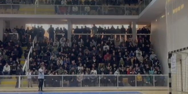 VIDEO: Pogledajte kako je publika u Kaštelima dočekala Marka Livaju