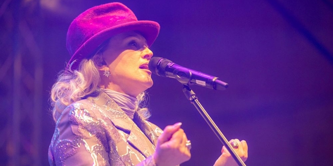 Vanna zaključila adventski niz koncerata na prepunoj Pjaci: 'Za Split se uvijek posebno mentalno pripremam'