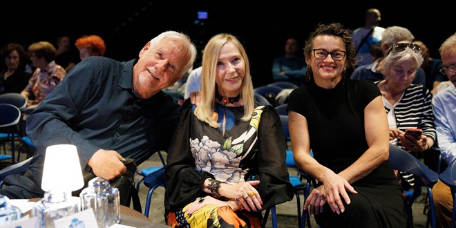 Raspisan četvrti natječaj za Festival glazbe 'Glas kantautora'