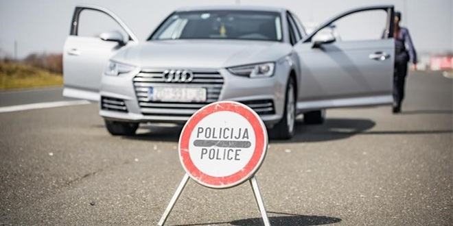 Zaustavljen na autocesti A1 pri brzini od 225 kilometara na sat
