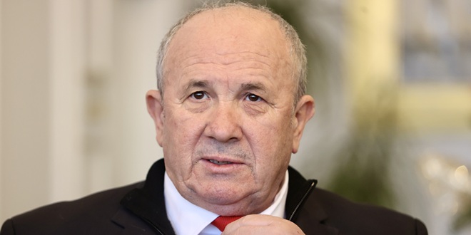 GRADONAČELNIKOV POTPIS Smjena u Nadzornom odboru firme Žnjan, Šuta razrješuje Keruma