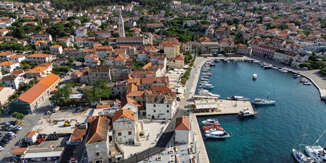 Supetar ulaže u deficitarna zanimanja