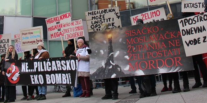 Prosvjed pred zgradom Ministarstva zaštite okoliša: Sisačko-moslavačka županija ne smije postati industrijski Mordor