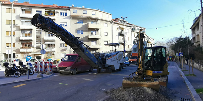 OBNAVLJA SE INFRASTRUKTURA Zatvorena Matoševa od Nazorovog prilaza do Kaštelanske 