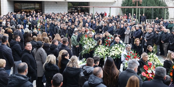 FOTOGALERIJA Na Lovrincu sahranjen Ante Grgurević