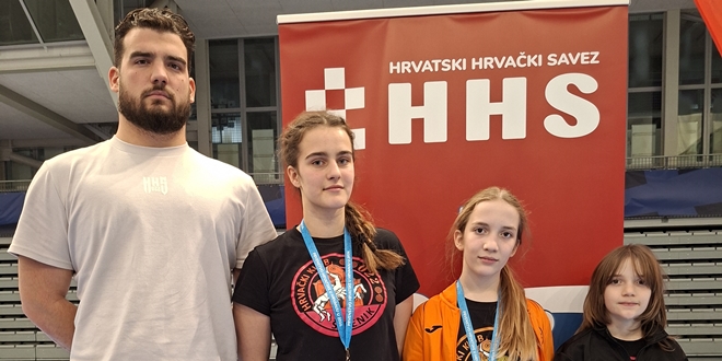 Povijesni uspjeh šibenskih hrvačica na Prvenstvu Hrvatske u Koprivnici