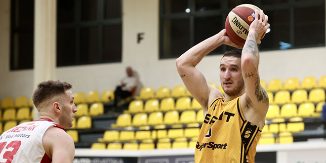 KO(Š)MENTAR: Pobjeda za mir u kući, a sudačke odluke mogle su sezonu odvesti u drugom smjeru