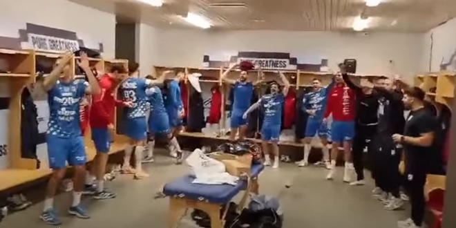 VIDEO Thompson podijelio snimku iz svlačionice rukometaša, zapjevali 'zabranjenu' pjesmu