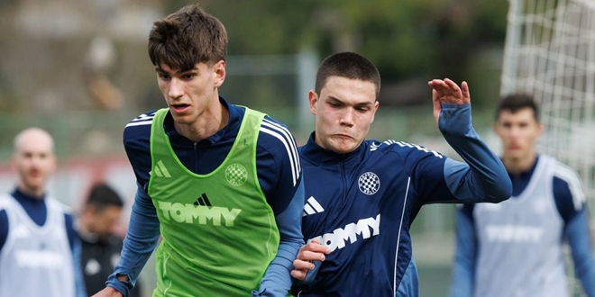 Hajduk krenuo s pripremama za Belupo, na treningu i dvojica kadeta