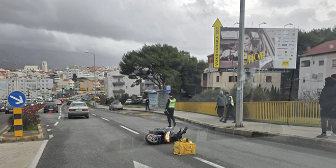 Sudar auta i skutera u Vukovarskoj: Jedna osoba prevezena u bolnicu
