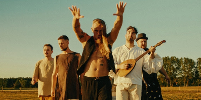 Ogenj: 'Daj, daj' u novom ruhu i u finalu Porina za Hit godine