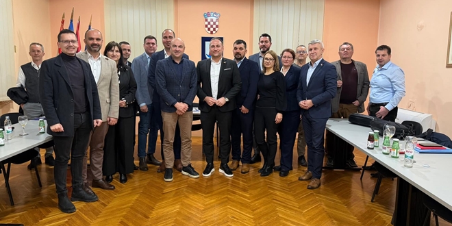 OPUZEN Sastanak s ministrom poljoprivrede na temu proizvodnje i otkupa mandarina